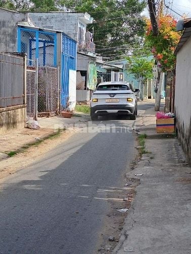 Bán nhà p8 sát chợ đầu mói tp. bến tre