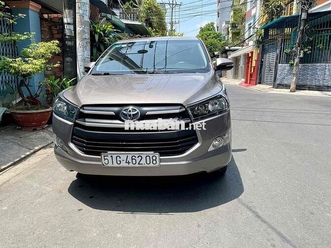 Toyota Innova 2017 2.0E - 98000 km xe nhà xài đẹp