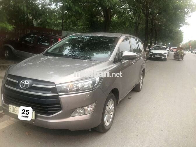 Toyota Innova 2020 E 2.0 MT - 69999 km