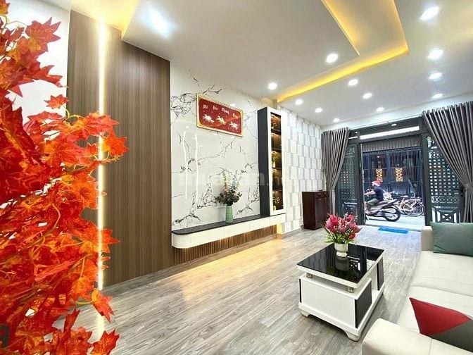 CƠ HỘI DUY NHẤT BÁN NHÀ HXH Đ NGUYỄN THẦN HIẾN, Q4, DT 49,5m2, GIÁ TỐT