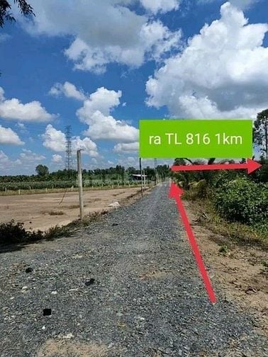 Cần bán miếng đất thổ cư 365m2 góc 2 mặt tiền kênh đường 3m.