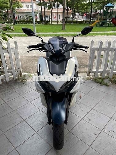 Bán xe Yamaha NVX 155 V2 đời 2022 xe đẹp chính chủ