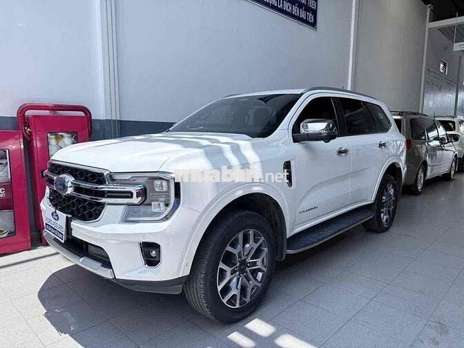 Ford Everest 2023 Titanium 2.0 AT 4x4