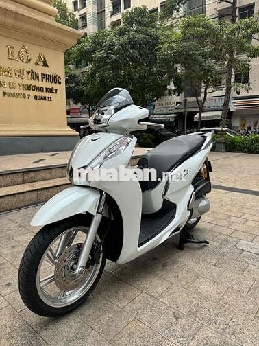 Sh300i siêu cọp chính chủ