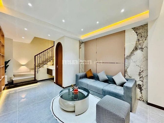 NHÀ ĐẸP GIÁ CỰC TỐT| đường Đoàn Văn Bơ P8 Q4| hẻm xe hơi|DT 55m2