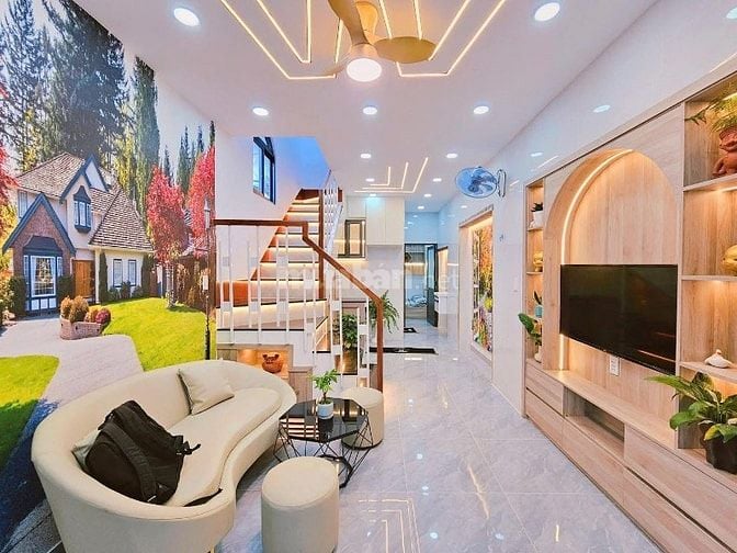 Nhà đẹp-Giá Rẻ- Vào ở ngay - Đường Xóm Chiếu p15 q4. 3,090tỷ|48m2