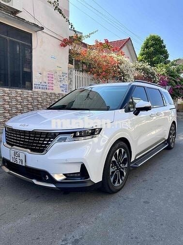 Kia Carnival 2023 Signature 2.2D-7 chỗ,ODO 50116km