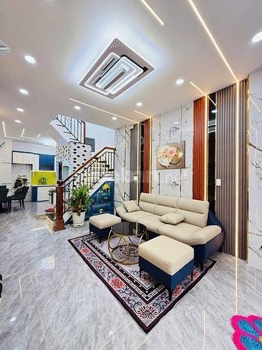BÁN NHÀ ĐƯỜNG CAO VĂN LẦU PHƯỜNG 2 QUẬN 6 - DT 40m2 giá 2 tỷ 750, SHR