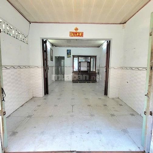 Gần cầu Tân Thuận, DT 4x13m, chỉ 3,7 Tỷ