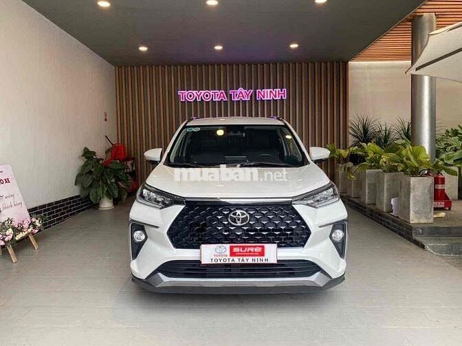 Toyota Veloz Cross Top 2022 xem xe có thương lượng