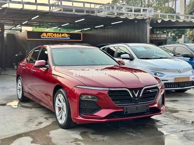 VinFast Lux A Base Đỏ 2022 Siêu Lướt