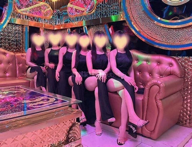 Tuyển Gấp Nhân Viên Phục Vụ Karaoke Tại Thủ Đức - Bình Dương