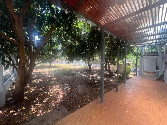 Làm nơi nghỉ dưỡng gần Thành Phố , DT 15x41m, Long Thới.