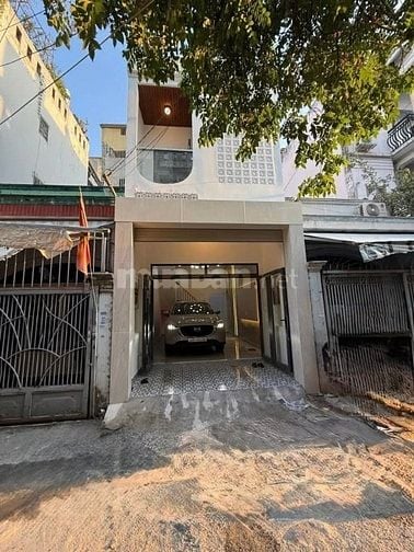 Chính chủ bán nhà Lê Văn Linh P13 Q4.43m2,1trệt 1lầu,có hiên trước nhà