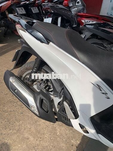 SH 125i đời 2013, máy zin không tiếng động lạ.