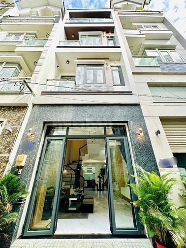 BÁN NHANH NHÀ KHU THẢO ĐIỀN Đường Số 47 Khu VIP Q.2. Đường 6M thông 