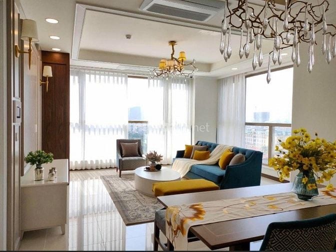 Chính chủ bán lại căn hộ 146m2, 3PN  góc 11 tỷ toà 249 Thuỵ Khuê