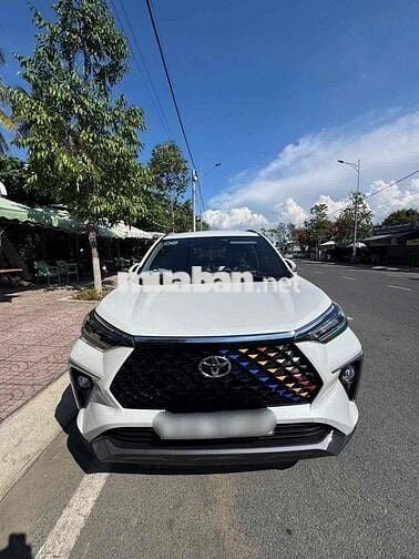 Toyota Veloz Cross 2022 CVT - 57000 km