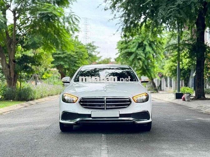 E200 exclusive 2022 bản V1 siêu lướt Trắng đẹp