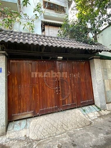 Biệt Thự Lô Góc – Trung Tâm Quận 2 - Ốp Gỗ Sang Xịn - 170m2 - 17 Tỷ Gi