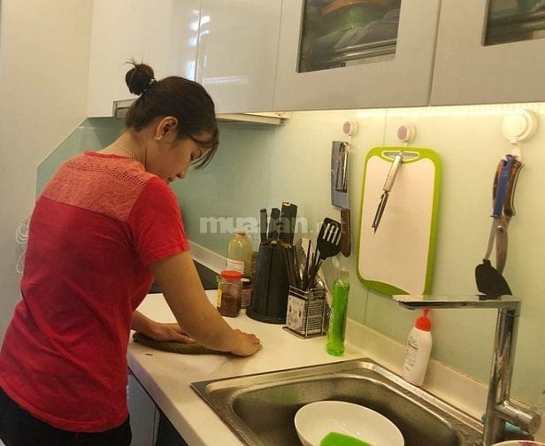 Tuyển 3 người làm việc ăn ở lại – Chăm bé, người già và việc nhà