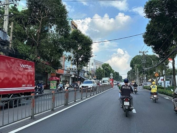 Nhà Quang Trung ngang 5M.10PN. Vừa Ở tiện kinh doanh Căn Hộ DV. 