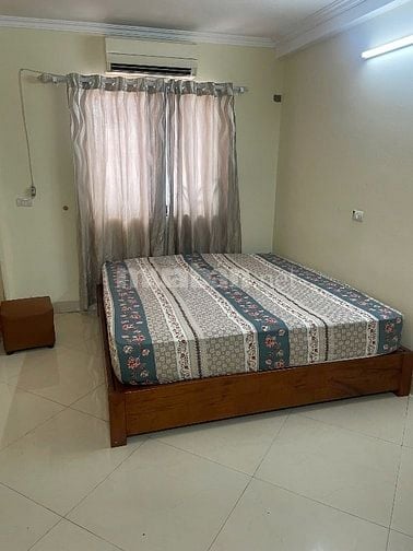cho thuê căn hộ đủ đồ tại đường Hồng Hà, 1 -2 ngủ, 1WC,