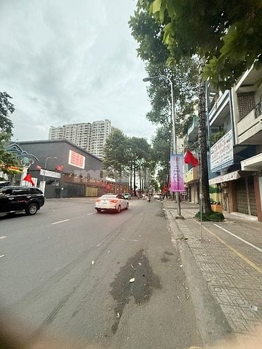 MẶT TIỀN TRẦN BÌNH TRỌNG QUẬN 5, LÀNG PHỤ KIỆN Ô TÔ DT 100M2 NGANG 5M