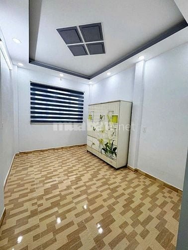 3x10, nhà 1 lầu đúc. Hẻm thông đường T8. P Tây Thạnh