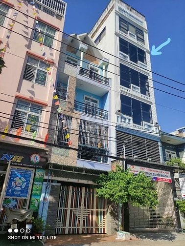 Cho thuê MT 7 lầu có hầm để xe, thang máy