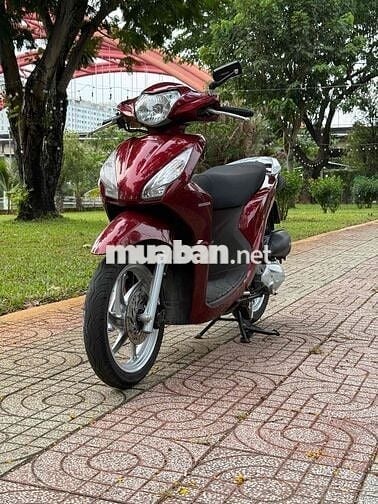 Honda Vision 2020 khoá smarkey màu đỏ