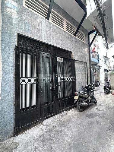 Bán nhà 5 Tầng ngay ngã tư Ba Tháng Hai - Sư Vạn Hạnh Quận 10
