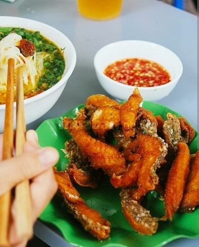Cần 1 phụ quán bún ở quận đống đa. Hà nội