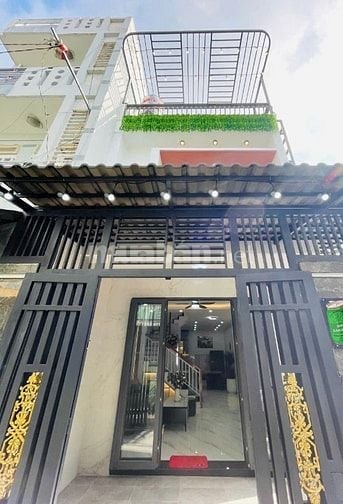 Xoay vốn bán gấp nhà DT 67m2, giá 3 tỷ 150 triệu Bùi Quang Là, Gò Vấp