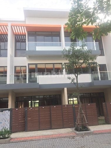 Chính chủ bán nhà phố Elite Life 80,25m2, 1T2L, nhà thô, giá 3,8 tỷ,TL