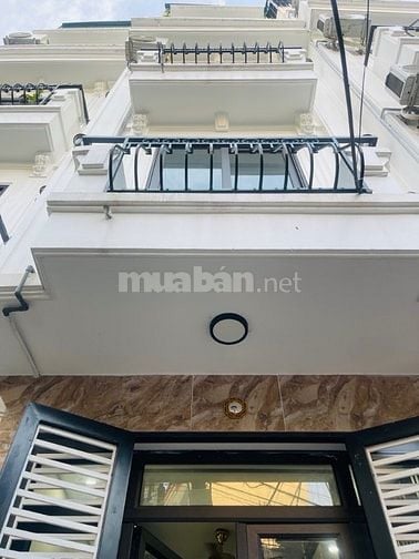 Bán nhà tổ 2 Phúc Lợi 30m² x 4.5 tầng cách ô tô 20m sổ riêng 4,65 tỷ