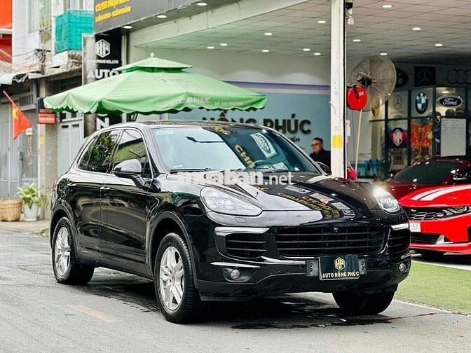 Porsche Cayenne bản S Model 2016