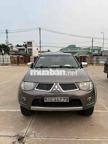 Mitsubishi Triton 2014 2 cầu