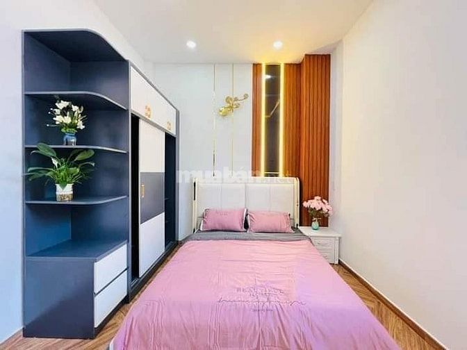 Cần tiền bán nhanh nhà Đường Bùi Văn Ba. Phường Tân Thuận Đông. Quận 7