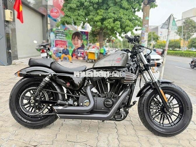 HARLEY DAVIDSON 48