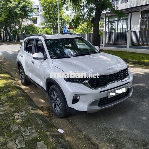 Kia Sonet 2023 Premium 1.5 AT - 15700 km