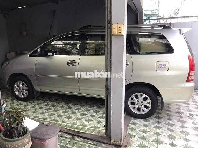 Toyota Innova 2006 G