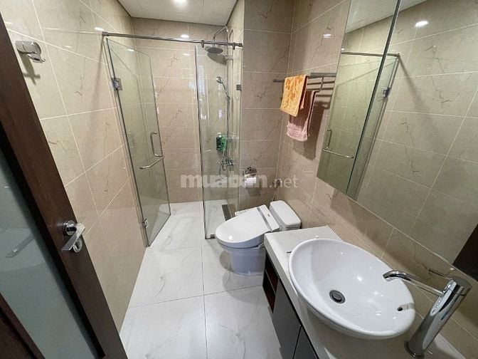 Chính chủ cần bán gấp căn hộ 2 ngủ 2 vệ sinh chung cư 304 Hồ Tùng Mậu 