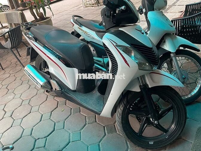 Cần bán xe SH Ý đời 2009 125cc tại Hà Nội, xe tốt