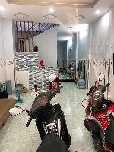 Cho thuê nhà hẻm 4m Hòa Bình P3, Q11 giá 8 triệu 68m2