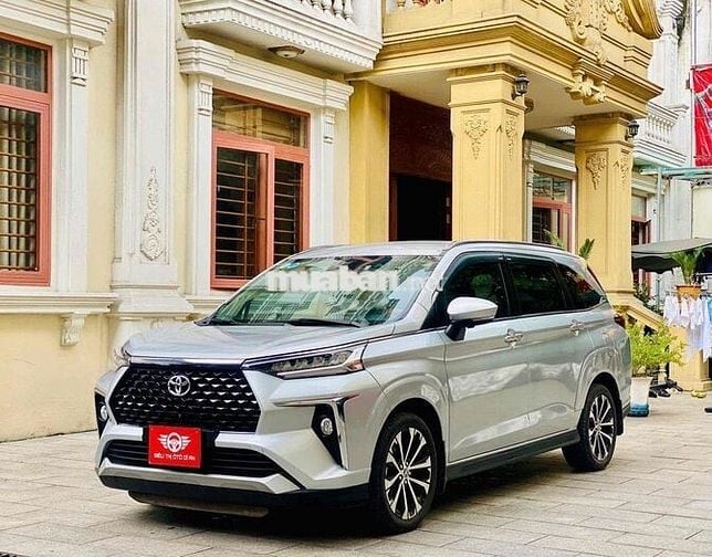 Toyota Veloz Cross 2022 CVT Top giá Rẻ - 60000 km