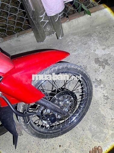 Dư xe sirus không đi cần bán