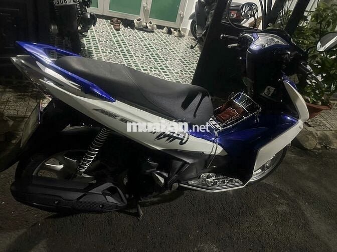 bán xe AB 125 Xe năm đăng ký 2016 màu trắng xanh