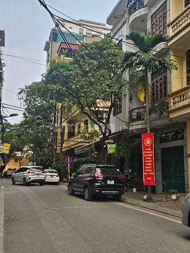 Bán Phân Lô khu phân lô Trung Hòa - Nhân Chính. Dt 61m2 x 5t, MT 5.5m