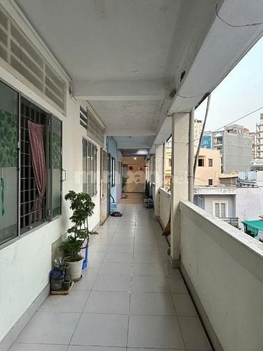 chính chủ cần bán căn 72m2 - 3 PN + 1 phòng lửng + 1 WC + 1 logia